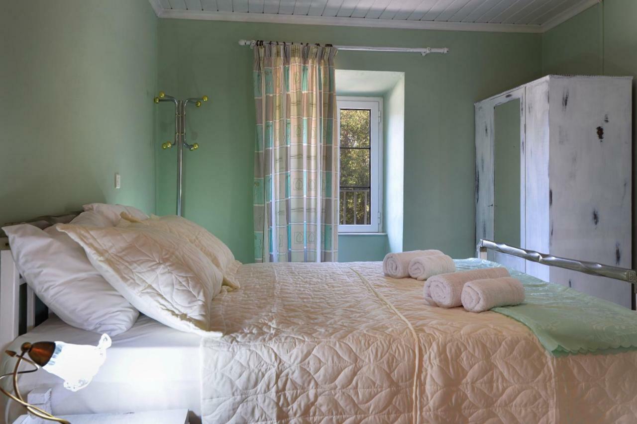 Mikroulis Residence Mastoratika المظهر الخارجي الصورة