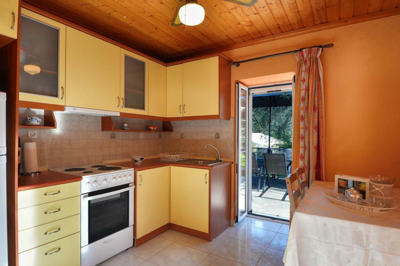 Mikroulis Residence Mastoratika المظهر الخارجي الصورة